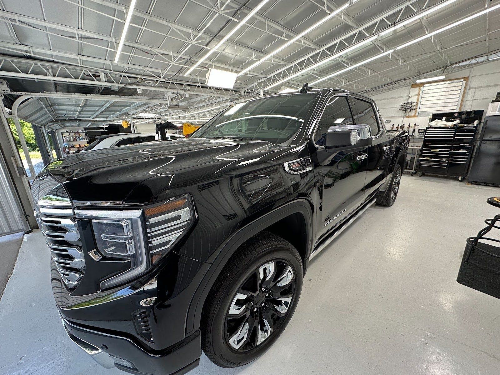 black car ceramic coating