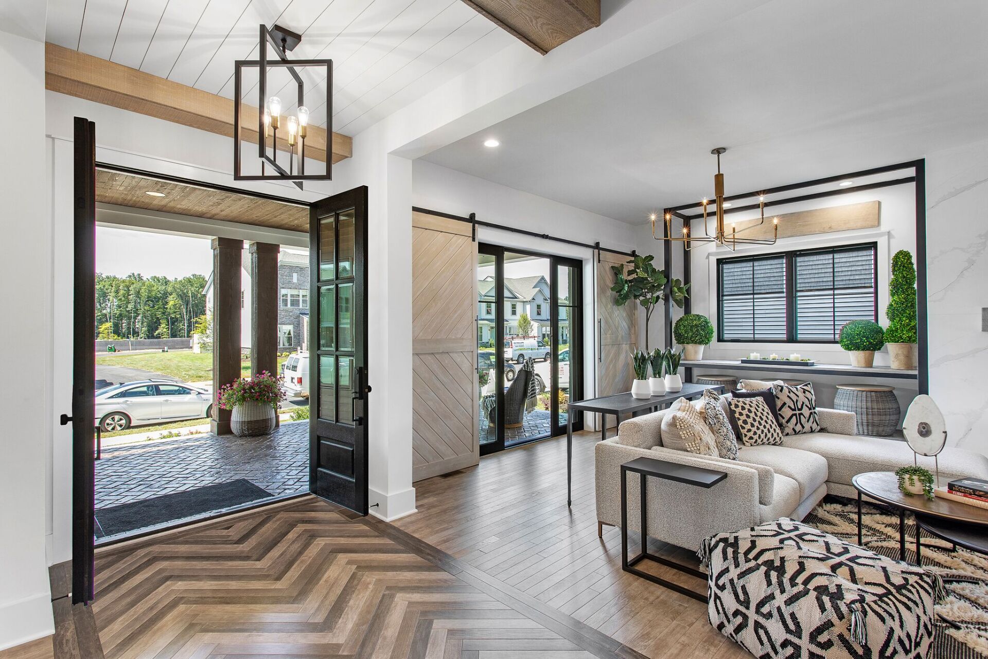 Beautiful Living Room — Glen Allen, VA — Le Gault Homes