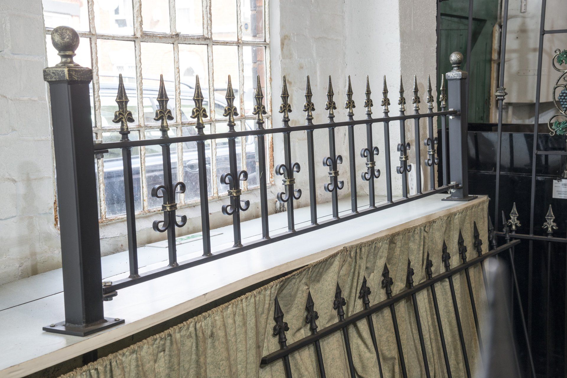 Fencing in the showroom