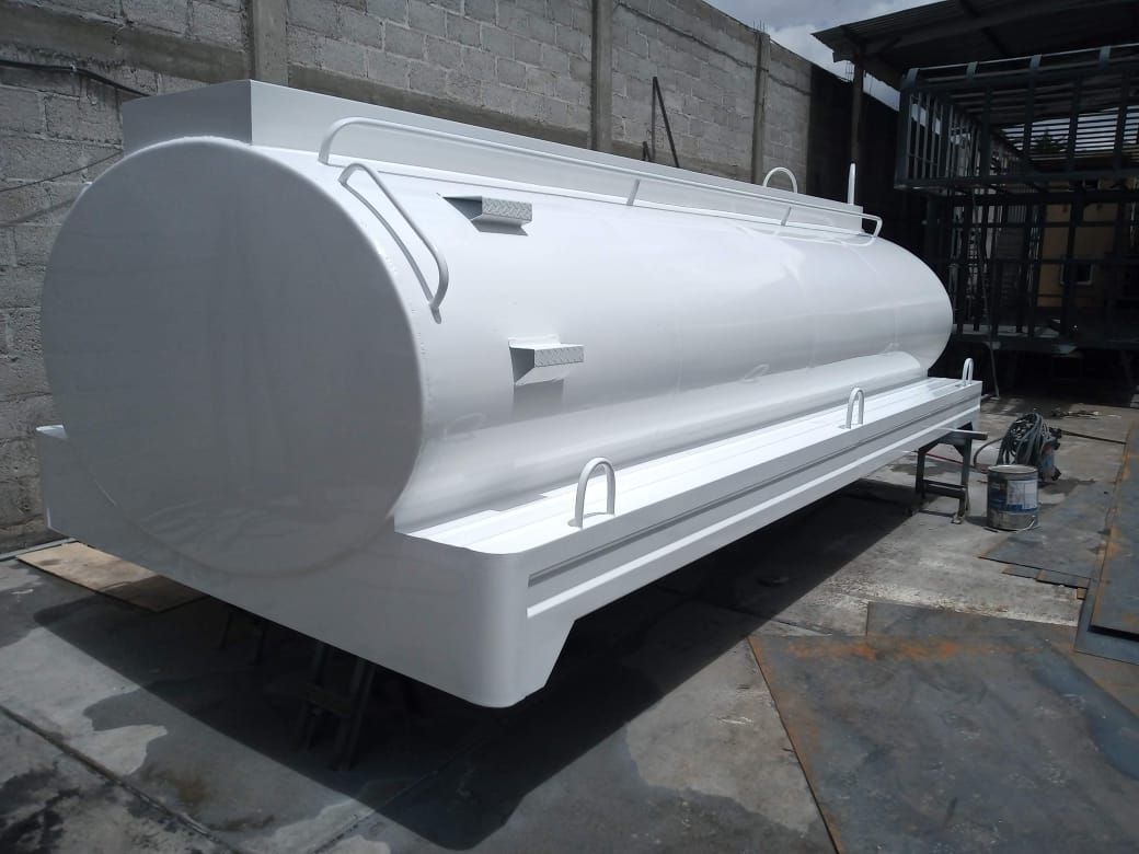 FABRICACION DE CAJAS Y REMOLQUES MAC - PIPAS