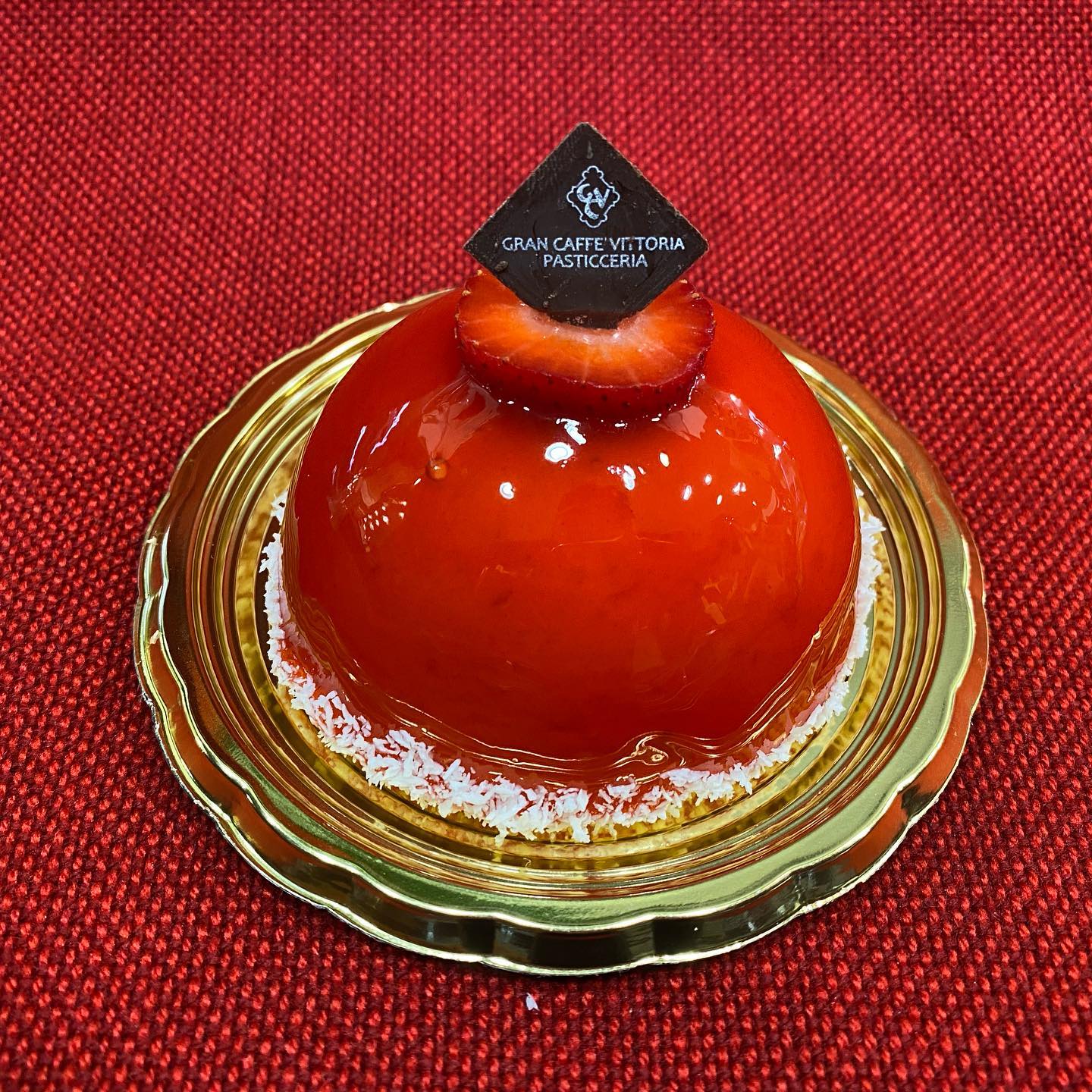 dolcetto monoporzione alla fragola