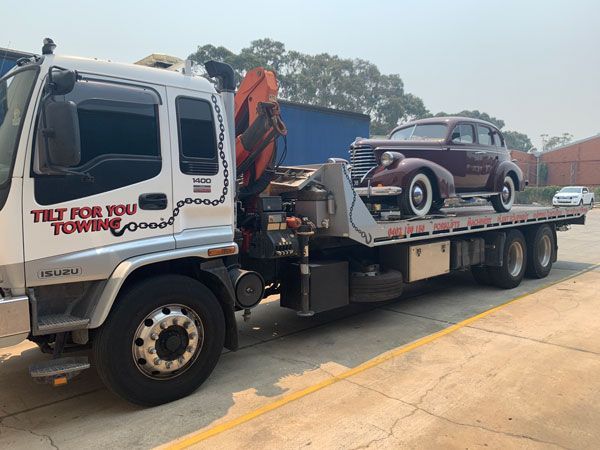 Click here to learn about what to look for when choosing a tow service provider for your towing need