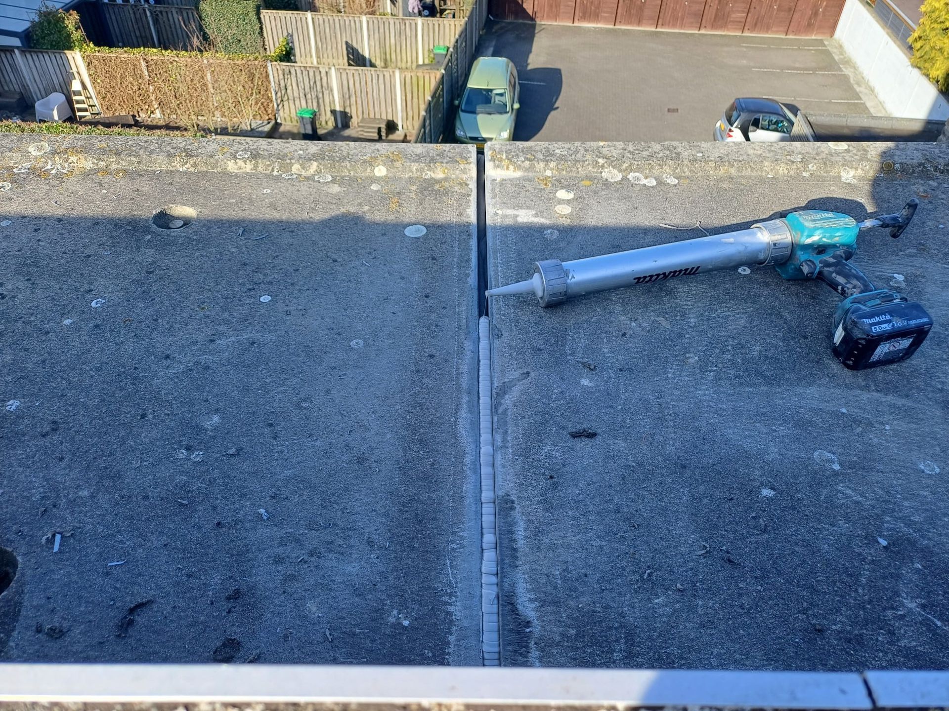 Afdichten-kitten van een acryl bad in Rotterdam