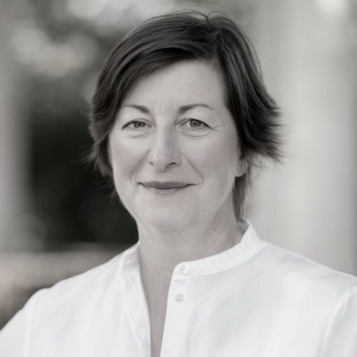 Beate Mausberg, Diplompsychologin Psychologische Psychotherapeutin Verhaltenstherapie Hypnotherapie Beate Mausberg
Diplompsychologin
Psychologische Psychotherapeutin
Verhaltenstherapie
Hypnotherapie