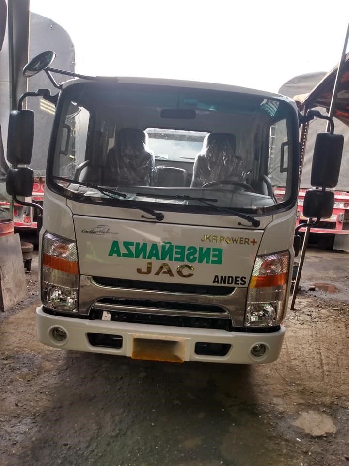 TALLER LOS TRAPECIOS