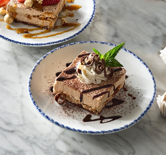 Hazelnut crunch square