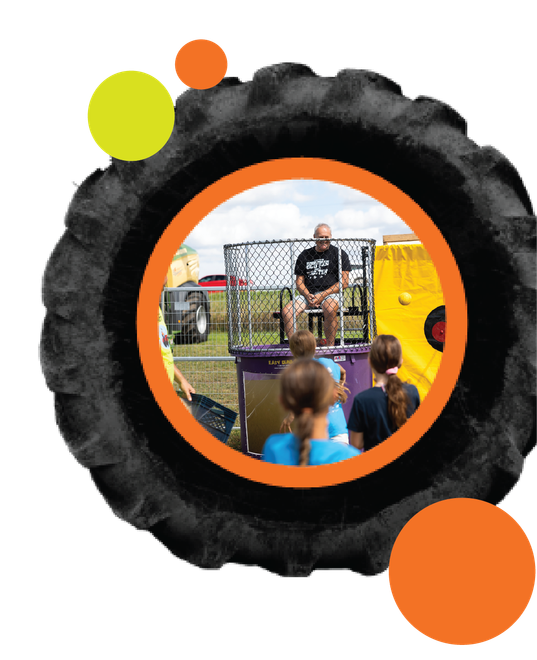 Family Games Dunk Tank