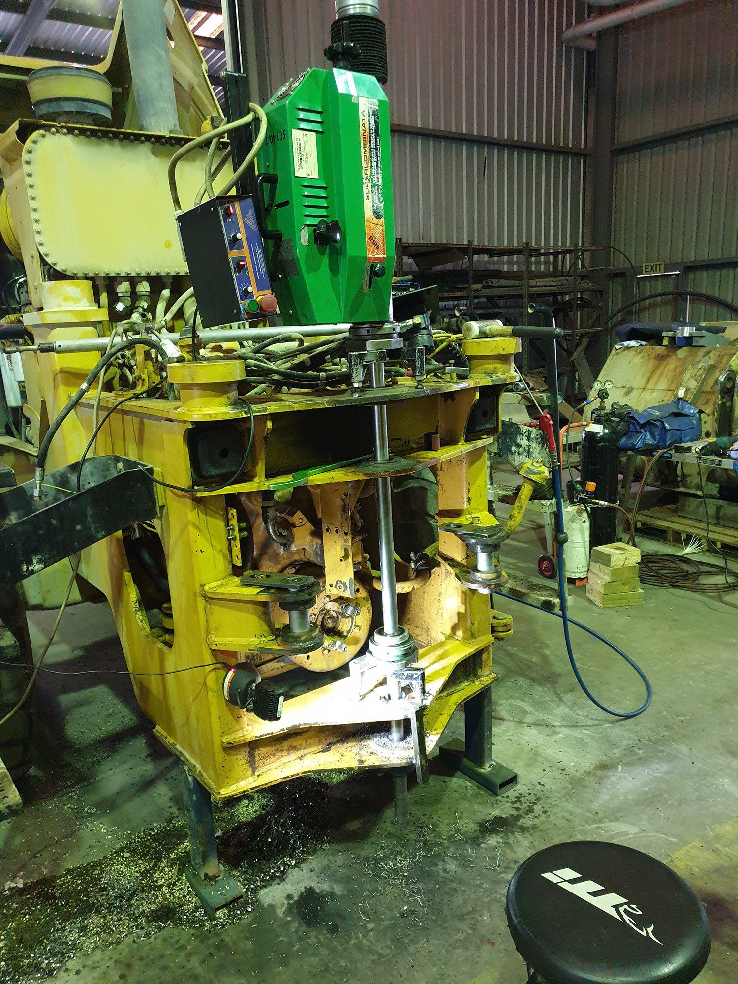 Crane Body Repair — Gold Coast, Qld — PCS Engineering Pty Ltd
