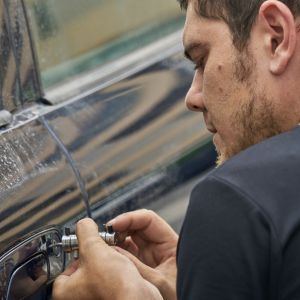 Expert Car Key Replacement Services