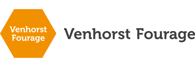 Op een witte achtergrond staat het logo van venhorst fourage afgebeeld.