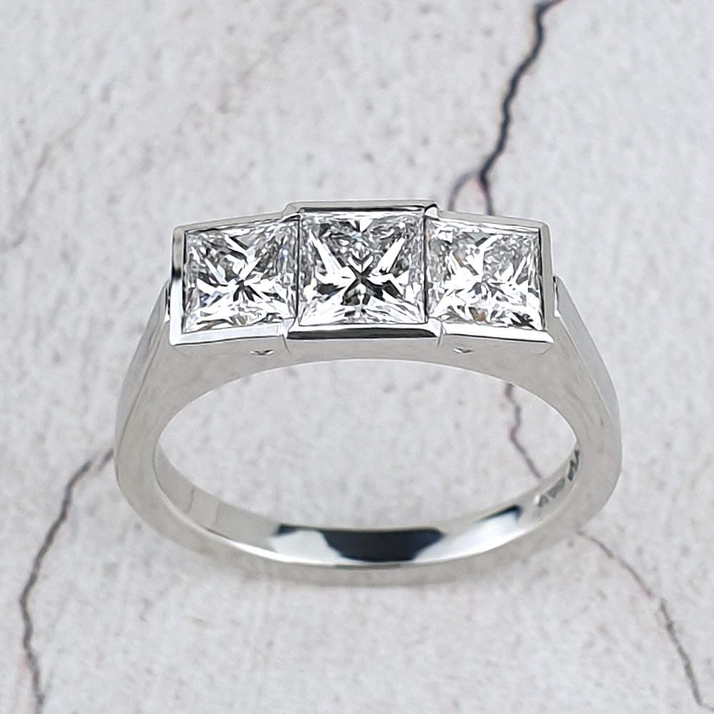Bespoke engagement ring made in Worthing