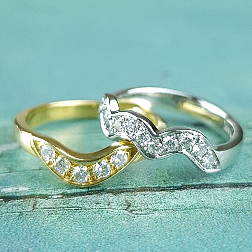 Fitted wedding rings with pavé-set diamonds