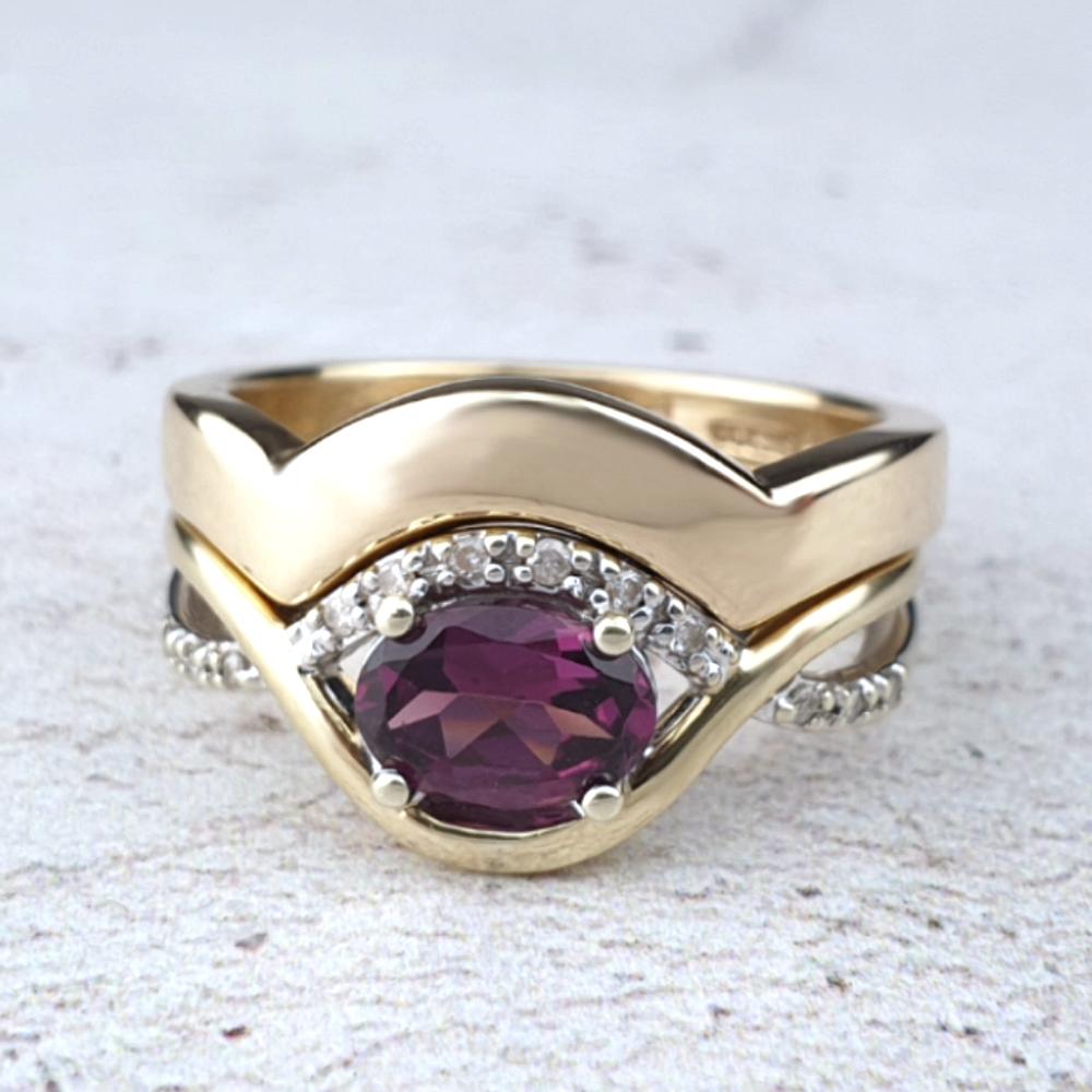 Plain gold band to fit customer's ruby ring