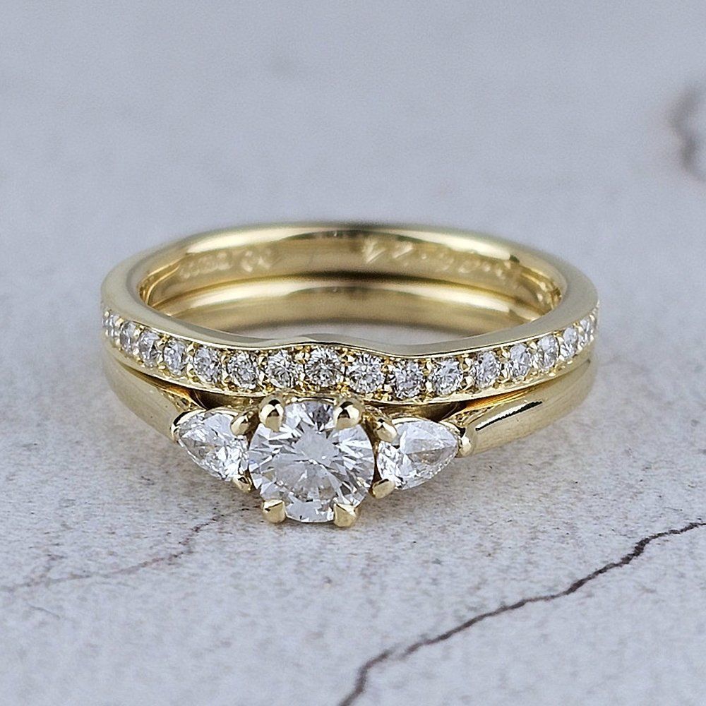 bespoke gold wedding band with the customer's engagement ring