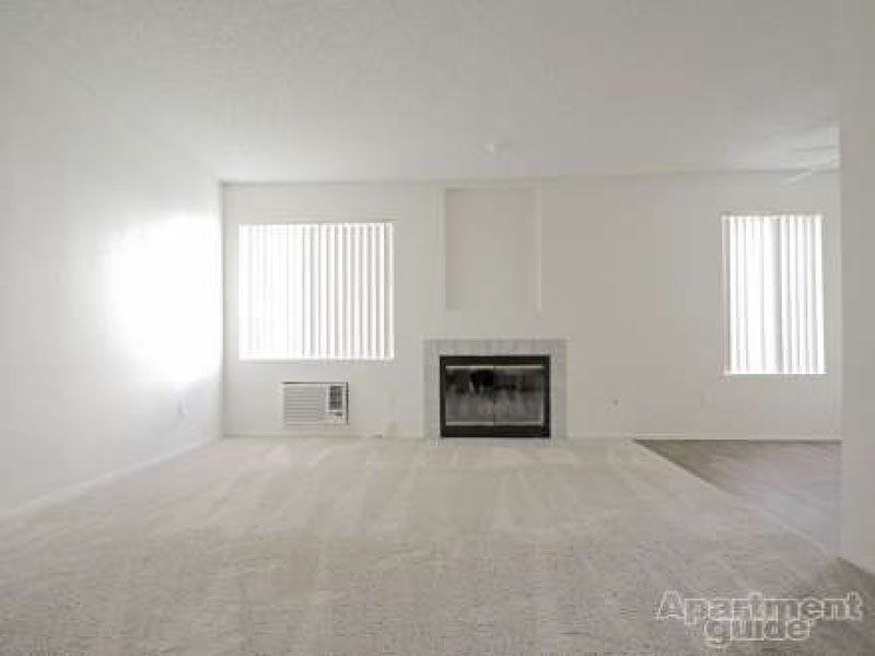 Fallbrook Hills Apartments