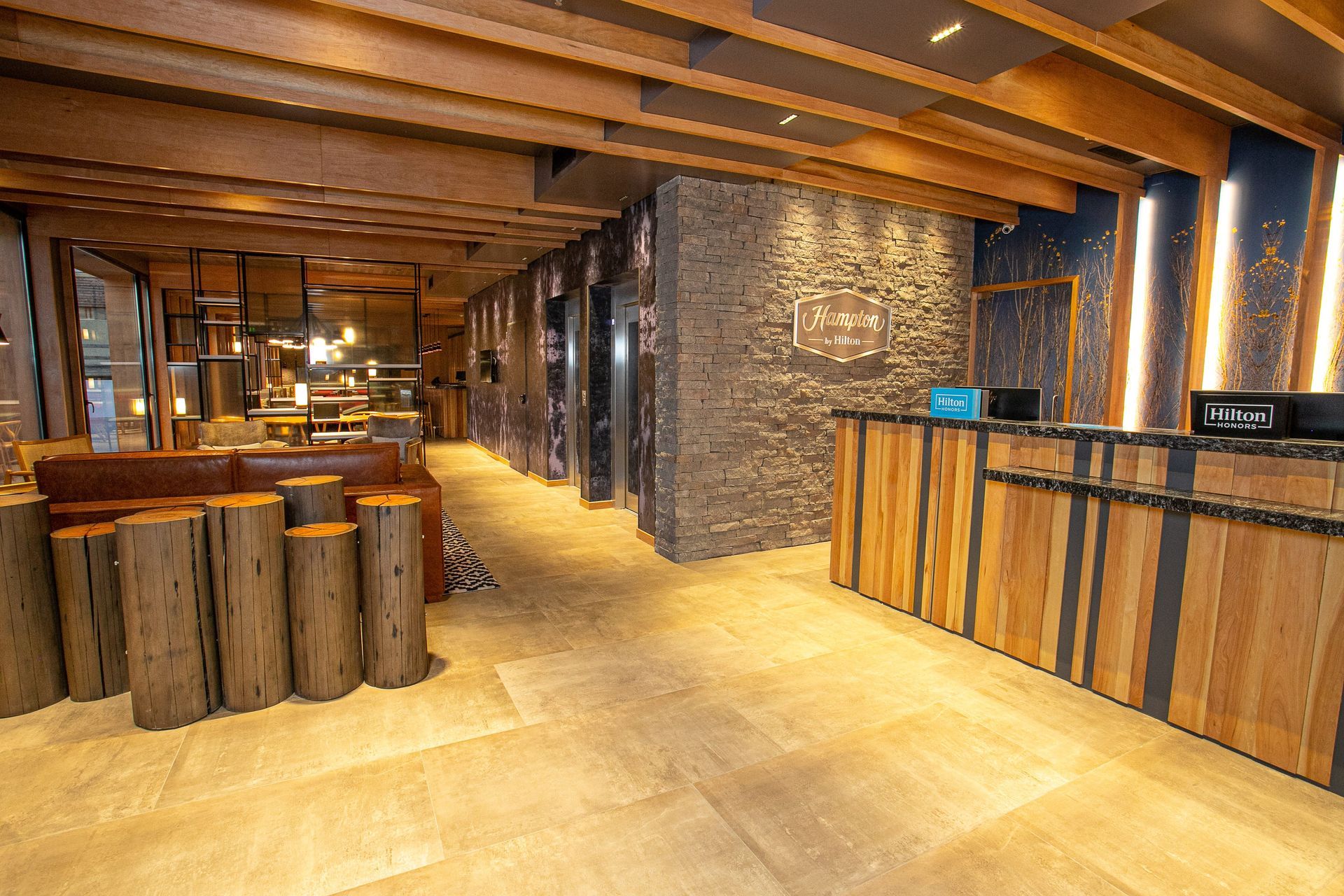 Imagen de la recepción del hotel