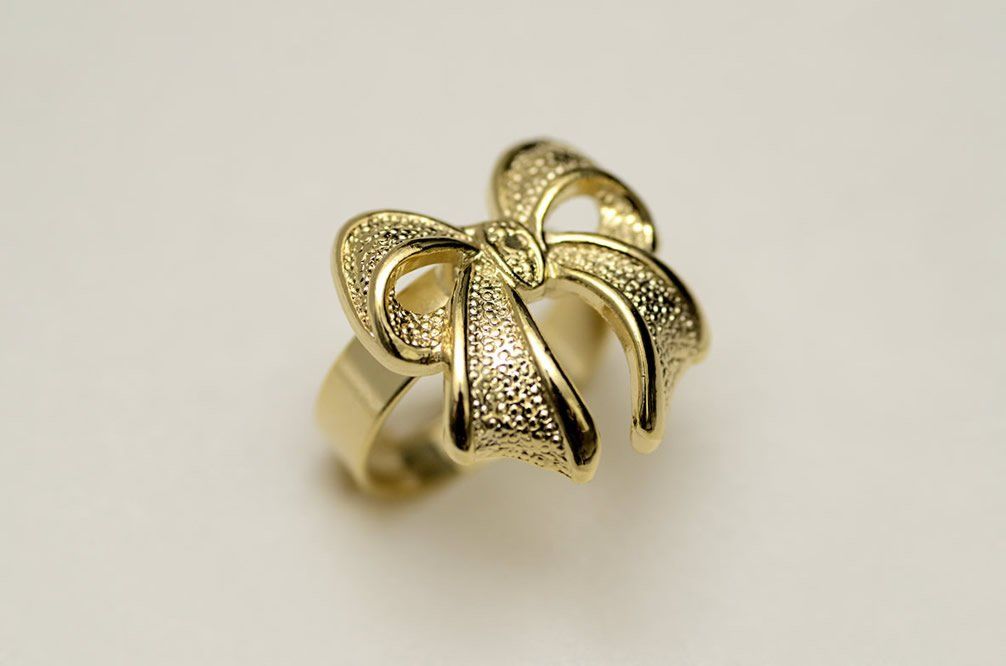 Anel de Laço Folheado a Ouro - Daruma Bijuterias