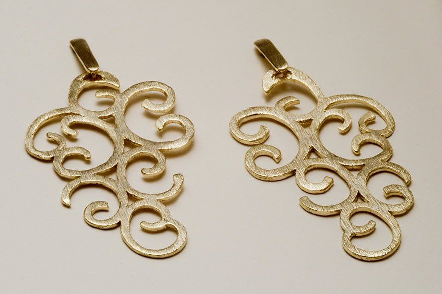 Brinco Folheado a Ouro Cachos - Daruma Bijuterias