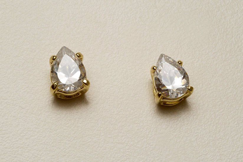 Brinco Folheado a Ouro com Zircão - Daruma Bijuterias