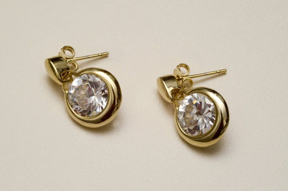 Brinco Folheado a Ouro - Daruma Bijuterias