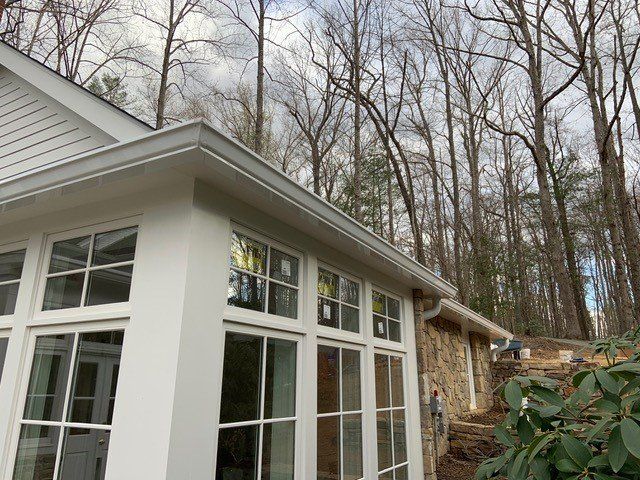 Side View of White House — Charlottesville, VA — Straightedge Inc.