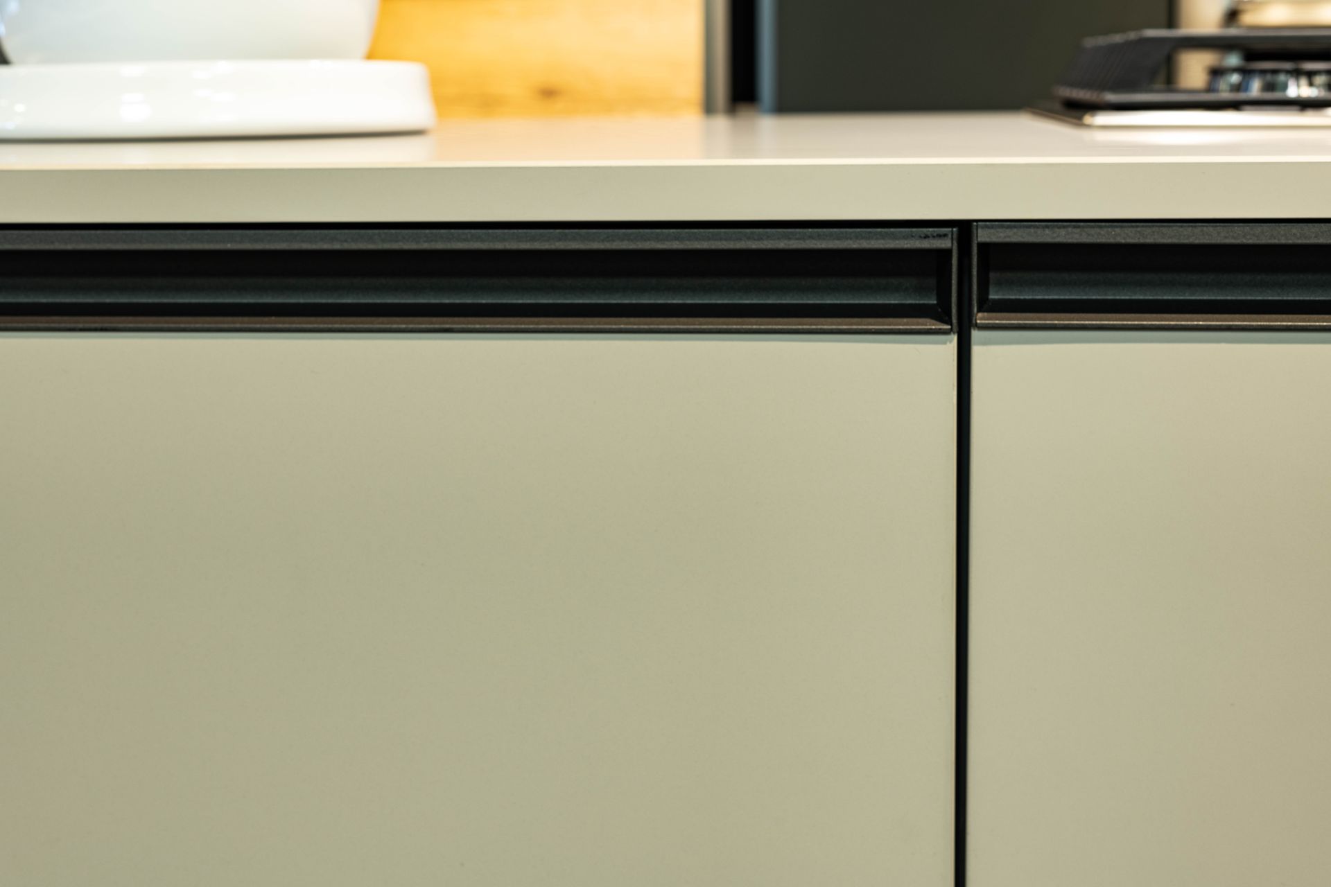 Particolare maniglie cucina Arredo3 Kali - Mobil Coop Arredamenti Showroom Castrocaro Terme