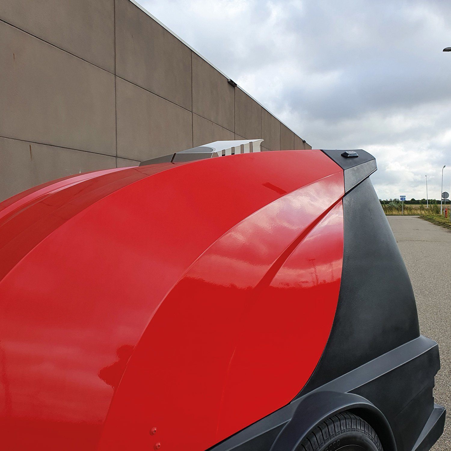 Meclean remorque haute pression Trailerjet 200/21 entrainement par moteur diesel detail cheminees streamline Inox