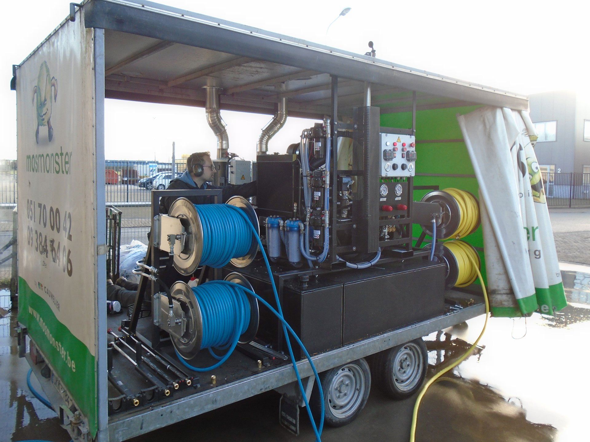 Meclean projet unique sur mesure installation de nettoyage d'égouts sur remorque véhicule commercial