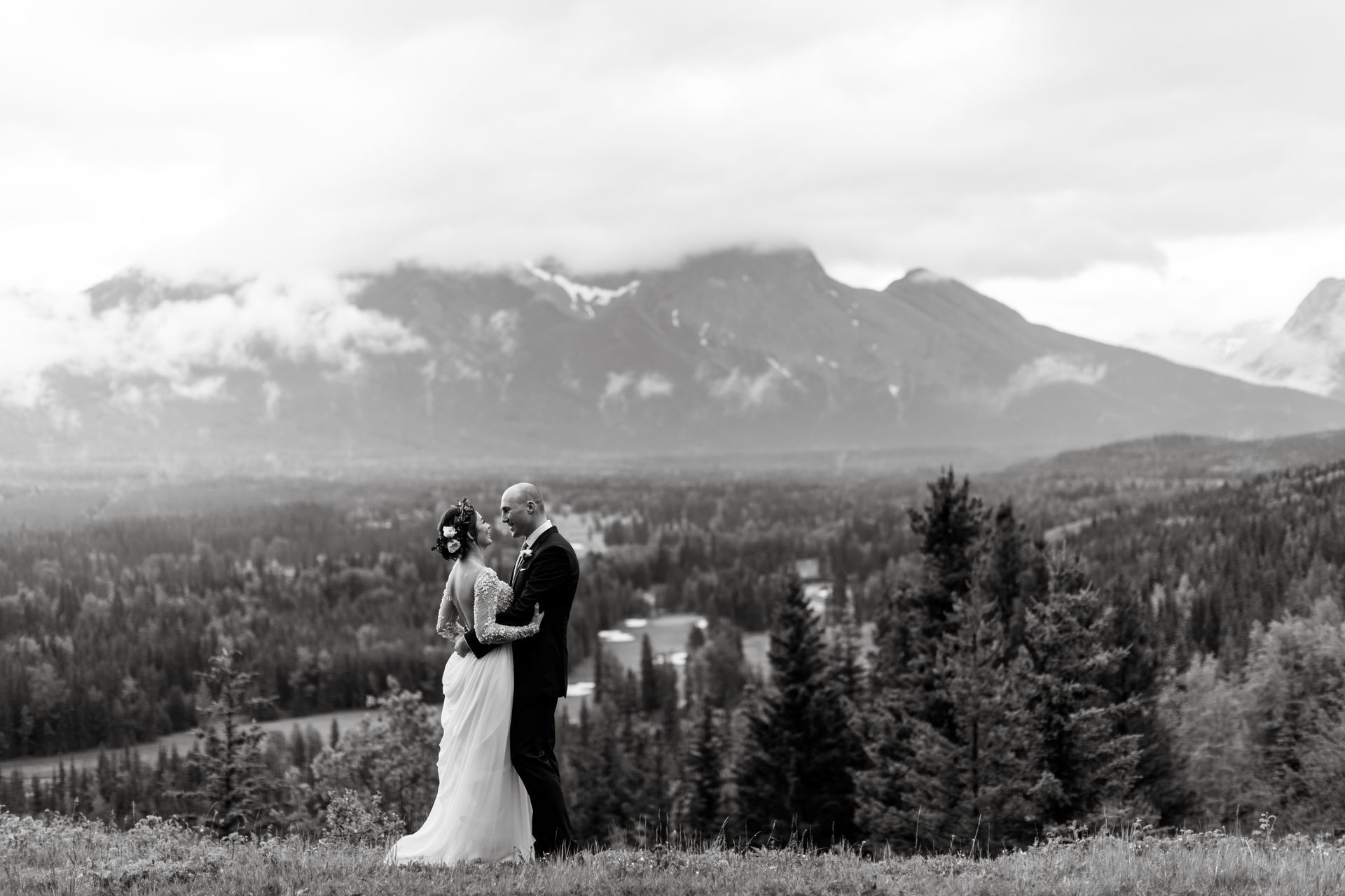 Unique Ideas to Make Your Alberta Mountain Wedding Truly Memorable