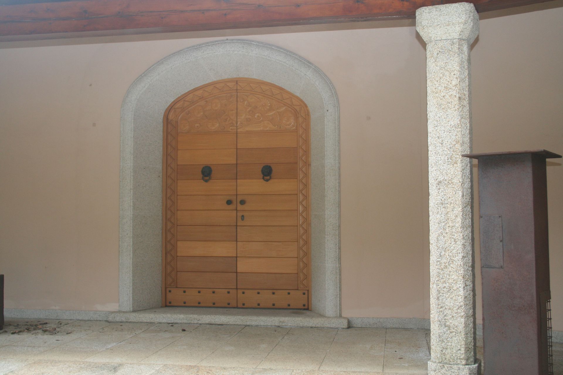 PAVIMENTI E RIVESTIMENTI