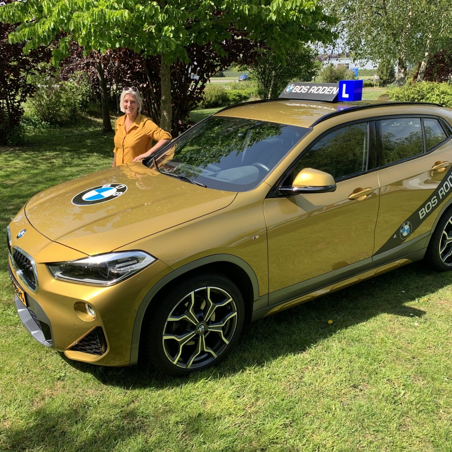 Autorijschool Bos Roden logo