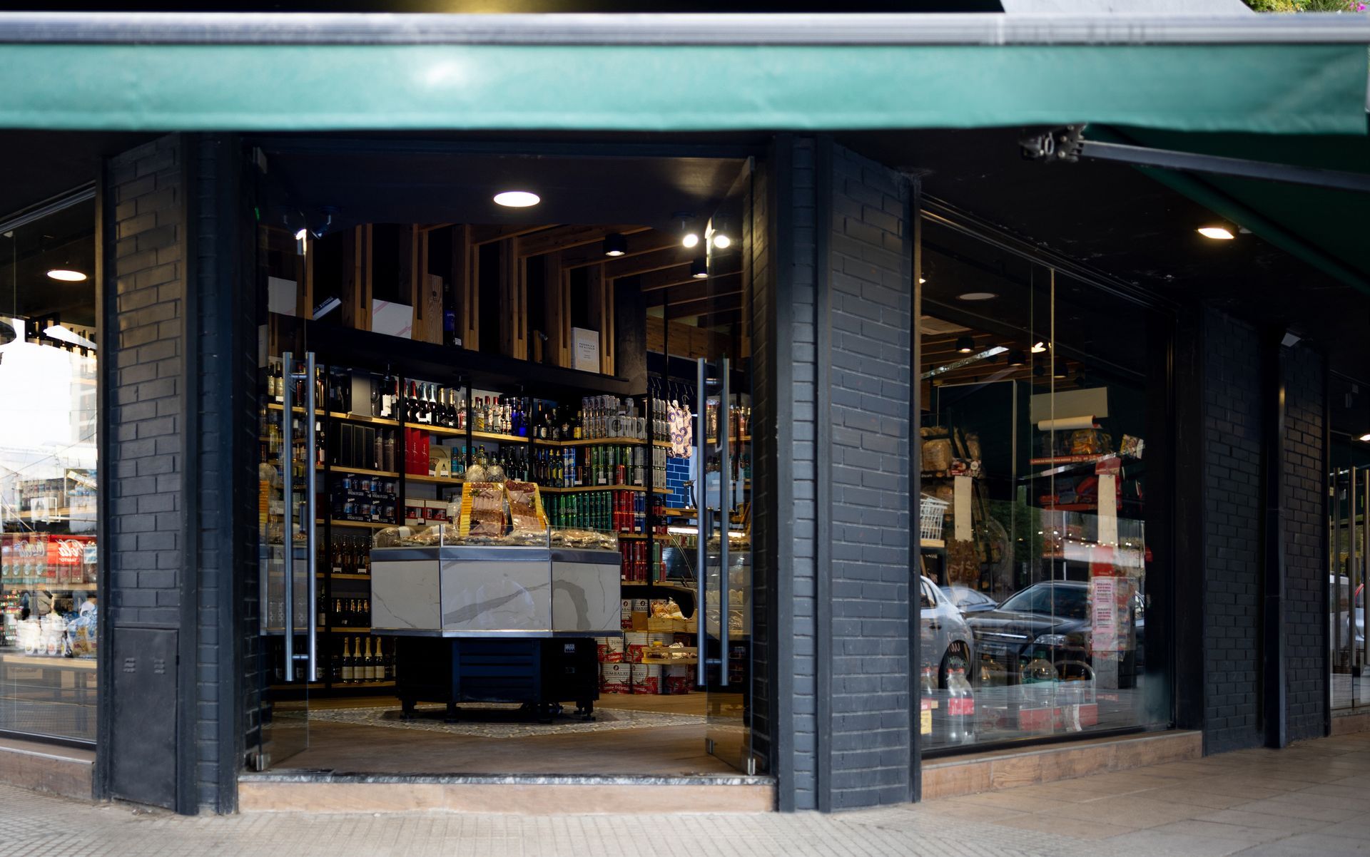 Facade of a food store - Annapolis, MD - American Glass Company Inc