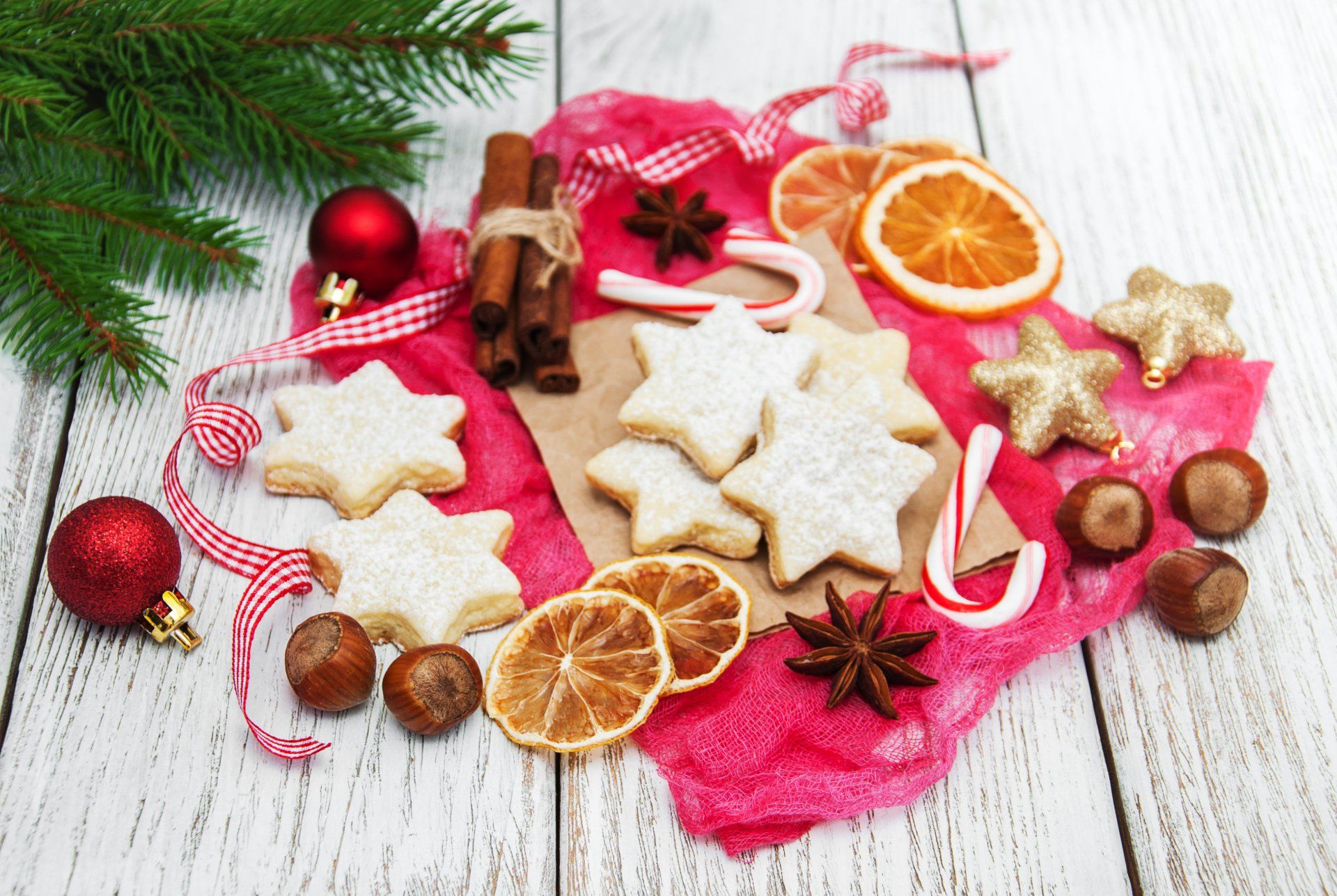 Christmas baked goods, holiday drinks, holiday season