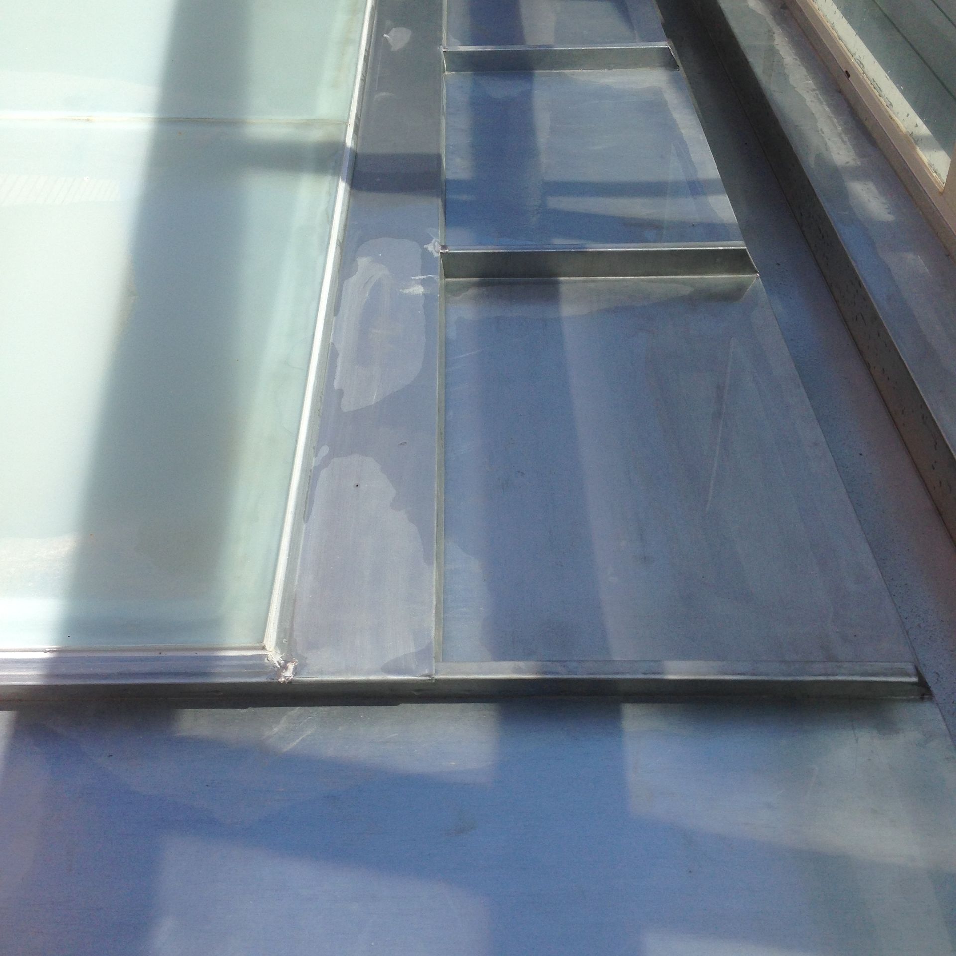 Vedação em zinco natural VMZINC