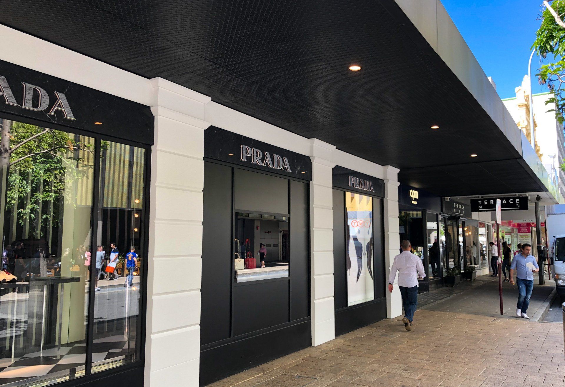 black and white paint job of outside walls of Prad Perth CBD by ABC Paint & Deco