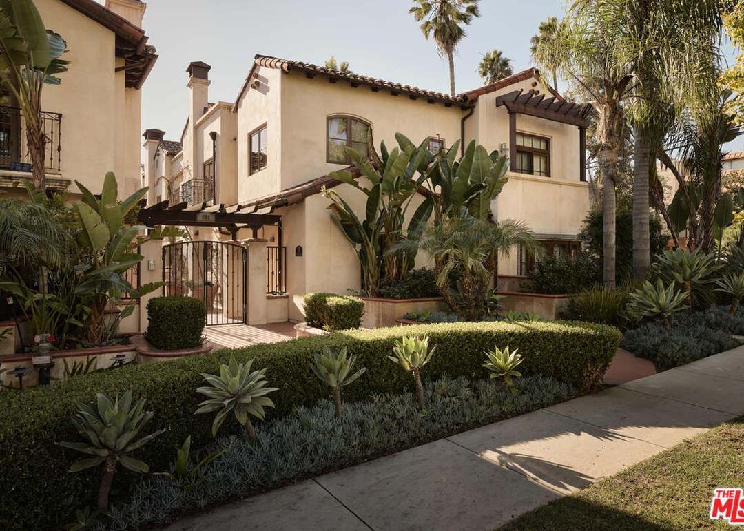 West Los Angeles House at sunset