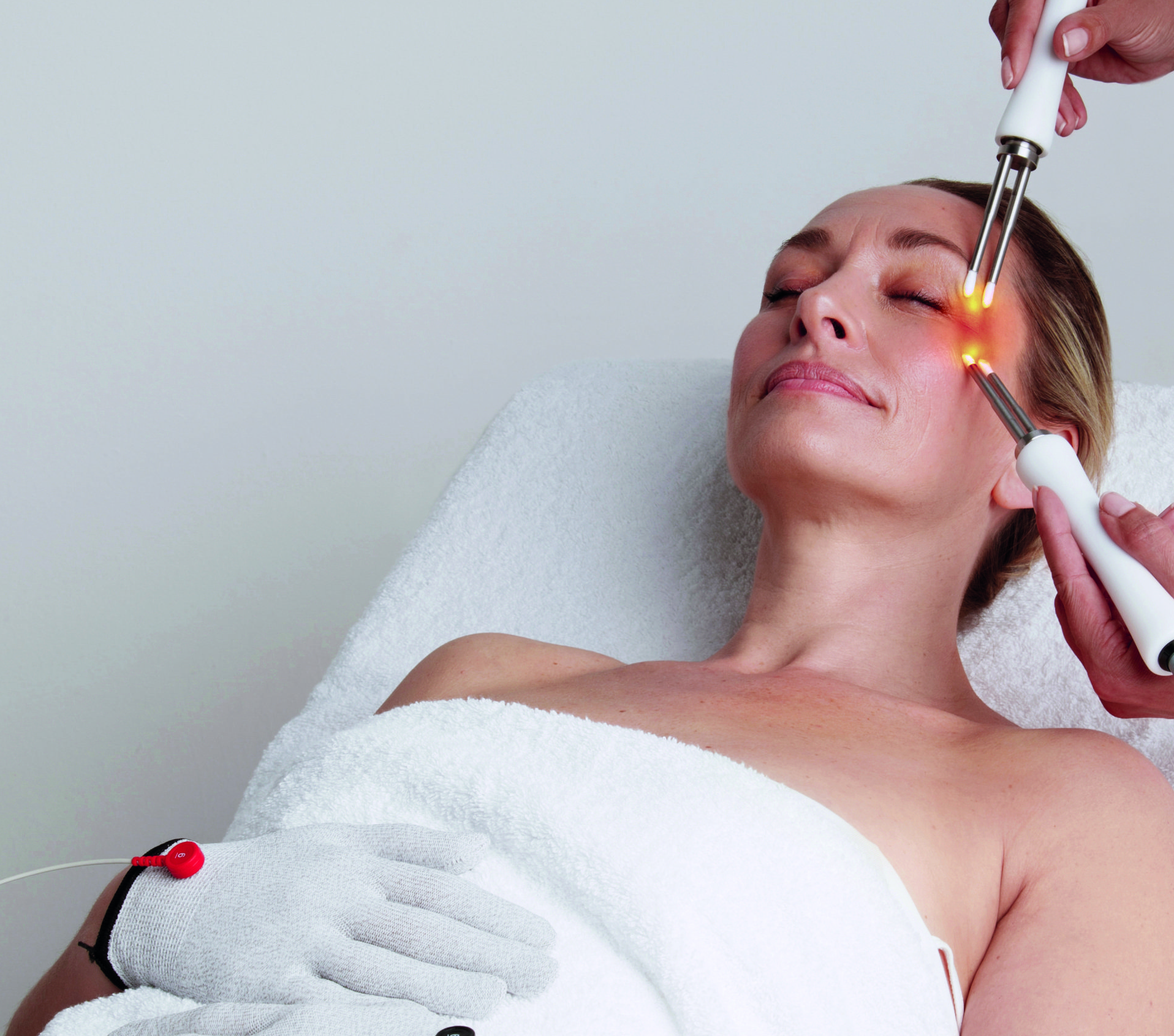 CACI treatment with model on couch