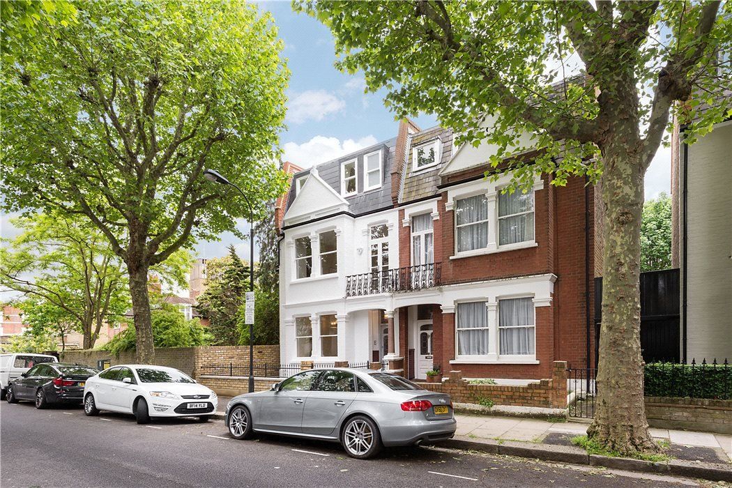 Bishops Park walk in wine cooler