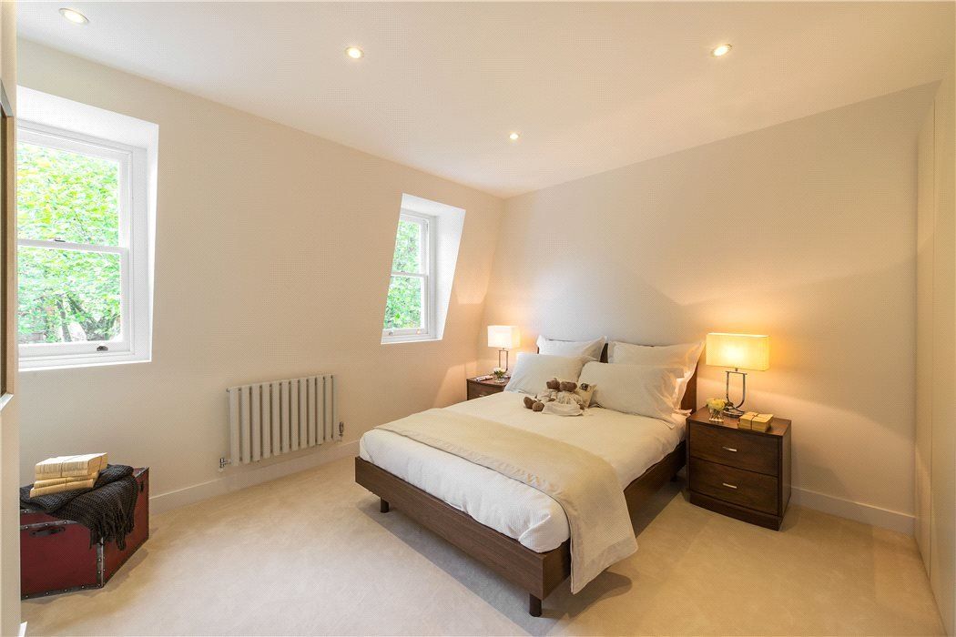 Bishops Park large bedroom interior design