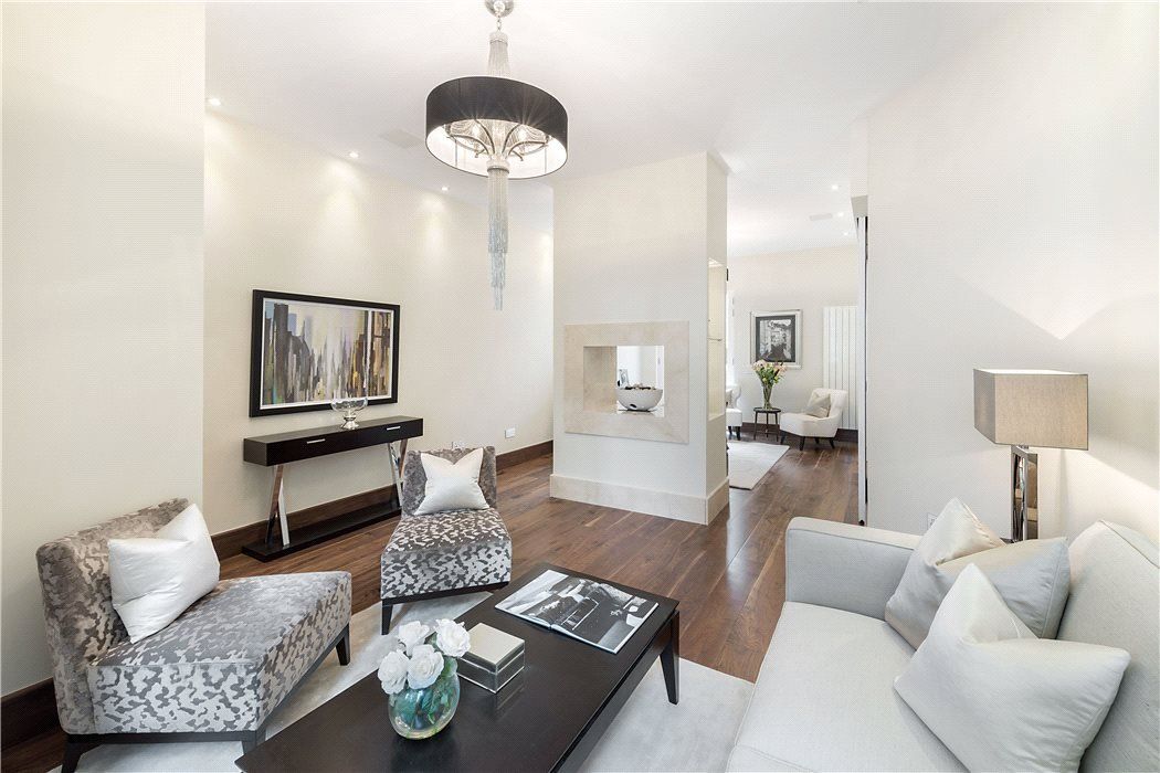 Bishops Park lounge area with fireplace