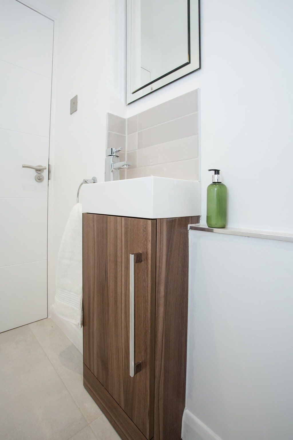 Henley interior design bathroom