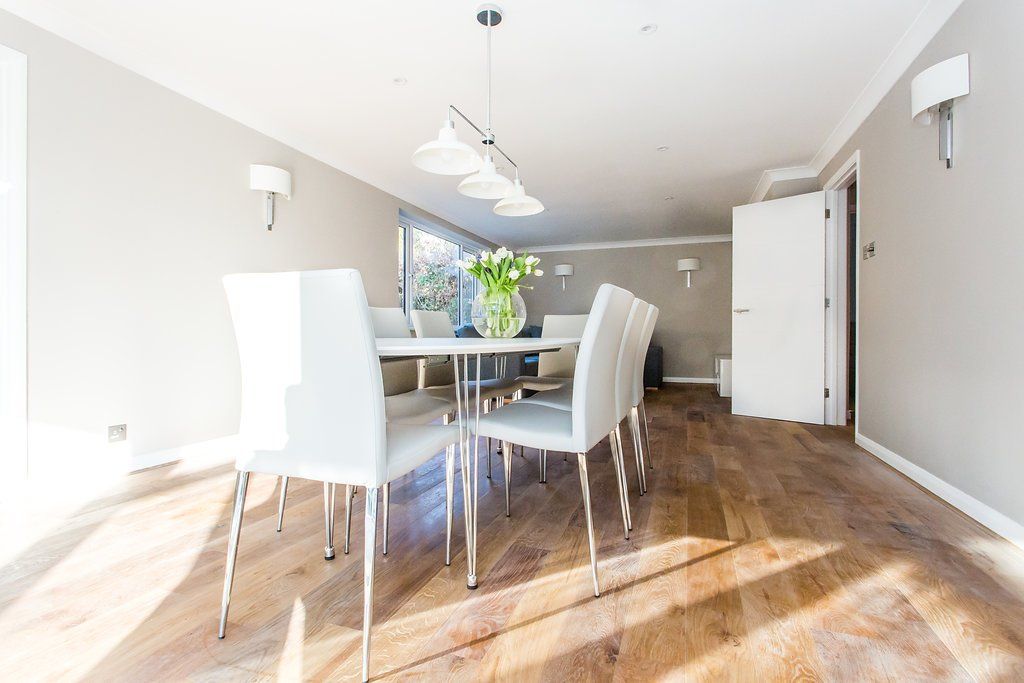 Henley interior design dining