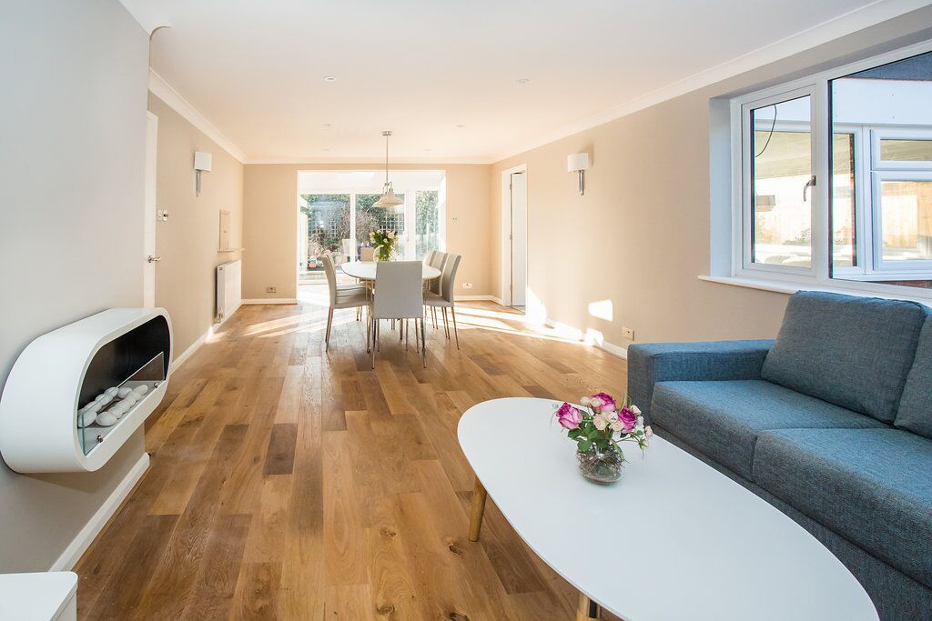 Henley interior design entertaining area