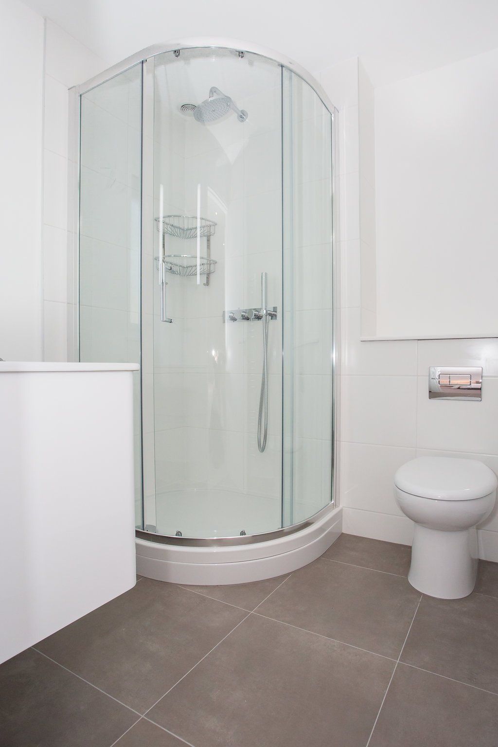 Henley interior design shower