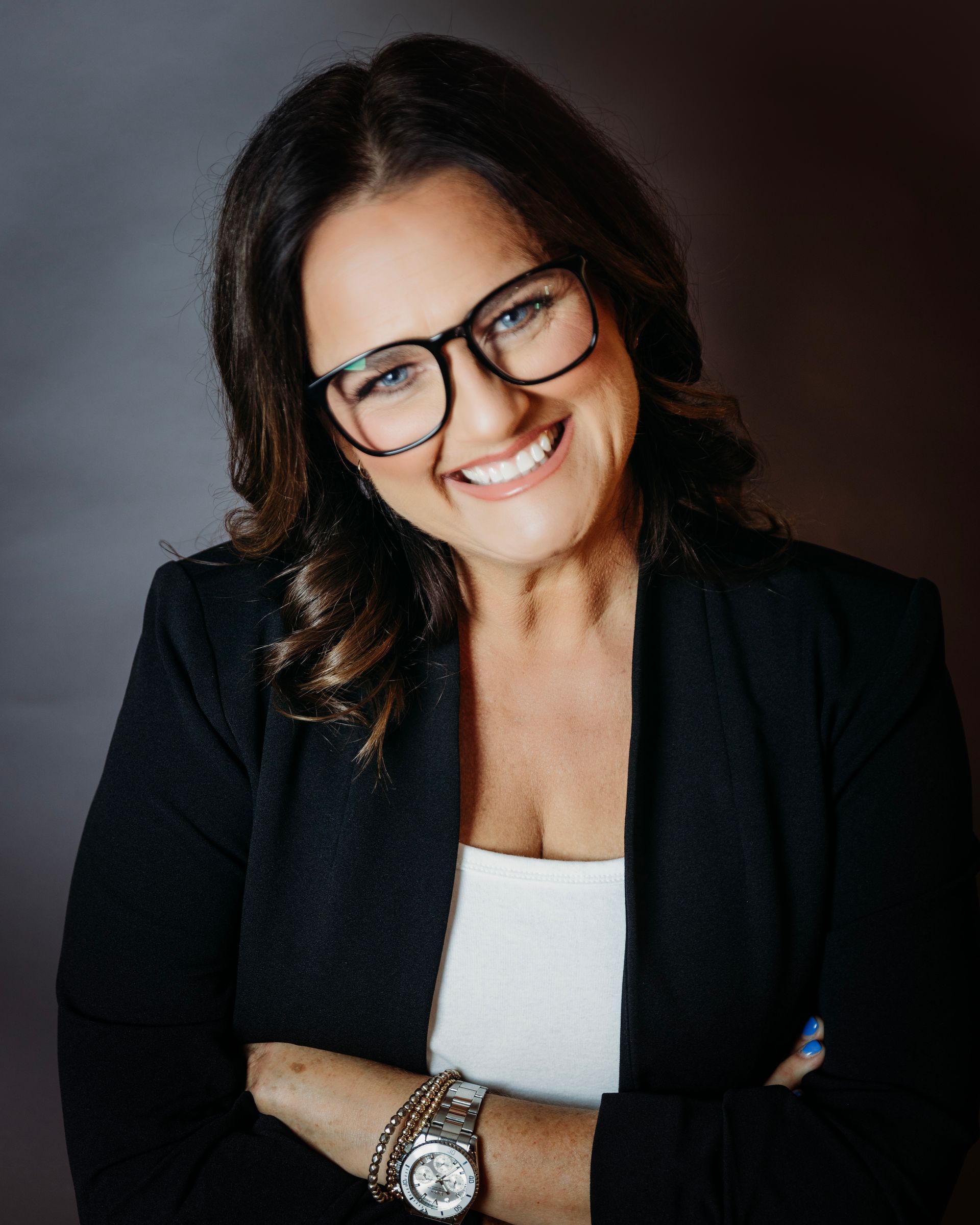 Leslie Corenchuc Luxe by Leslie