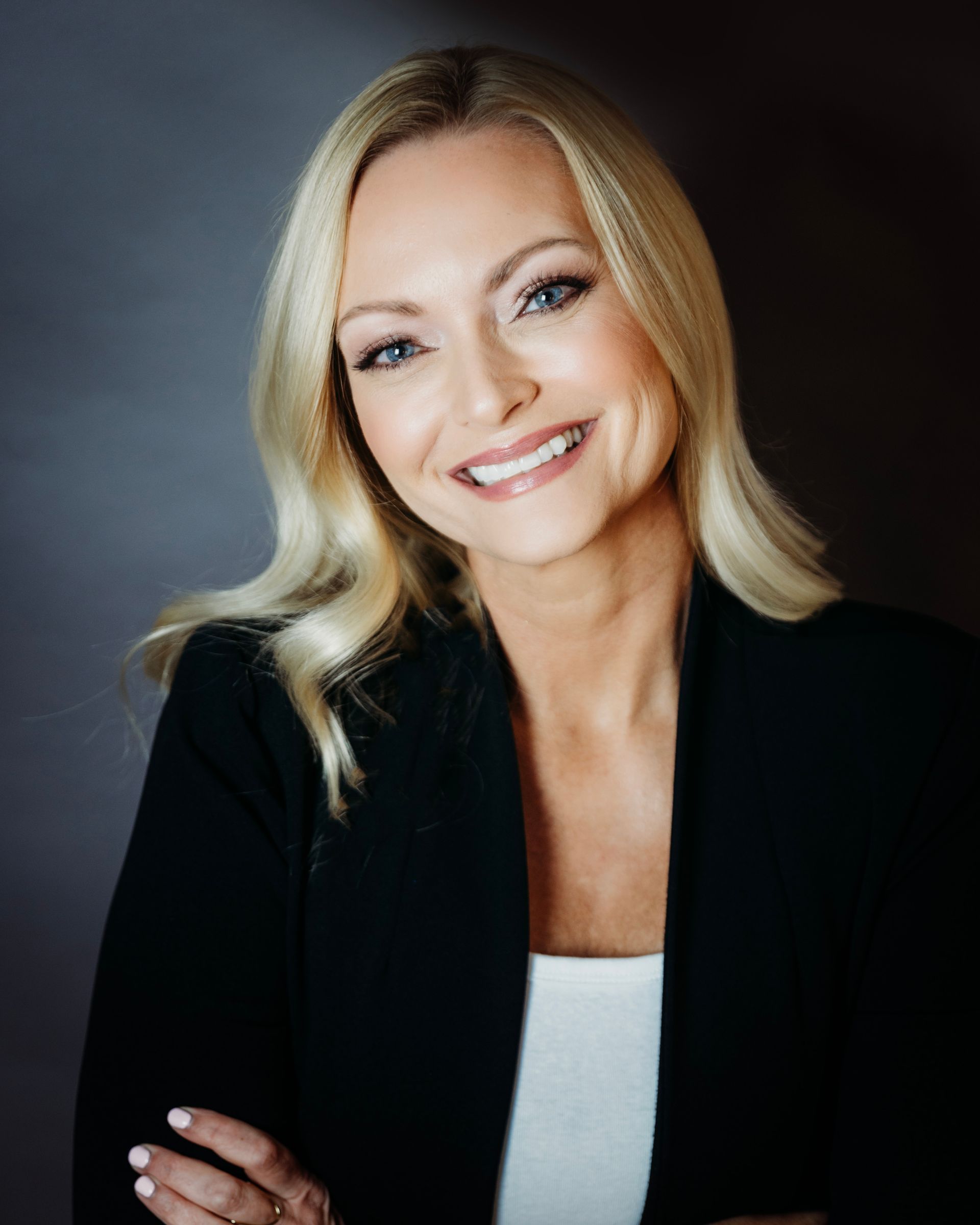 Brandi Ricke Luxe by Leslie