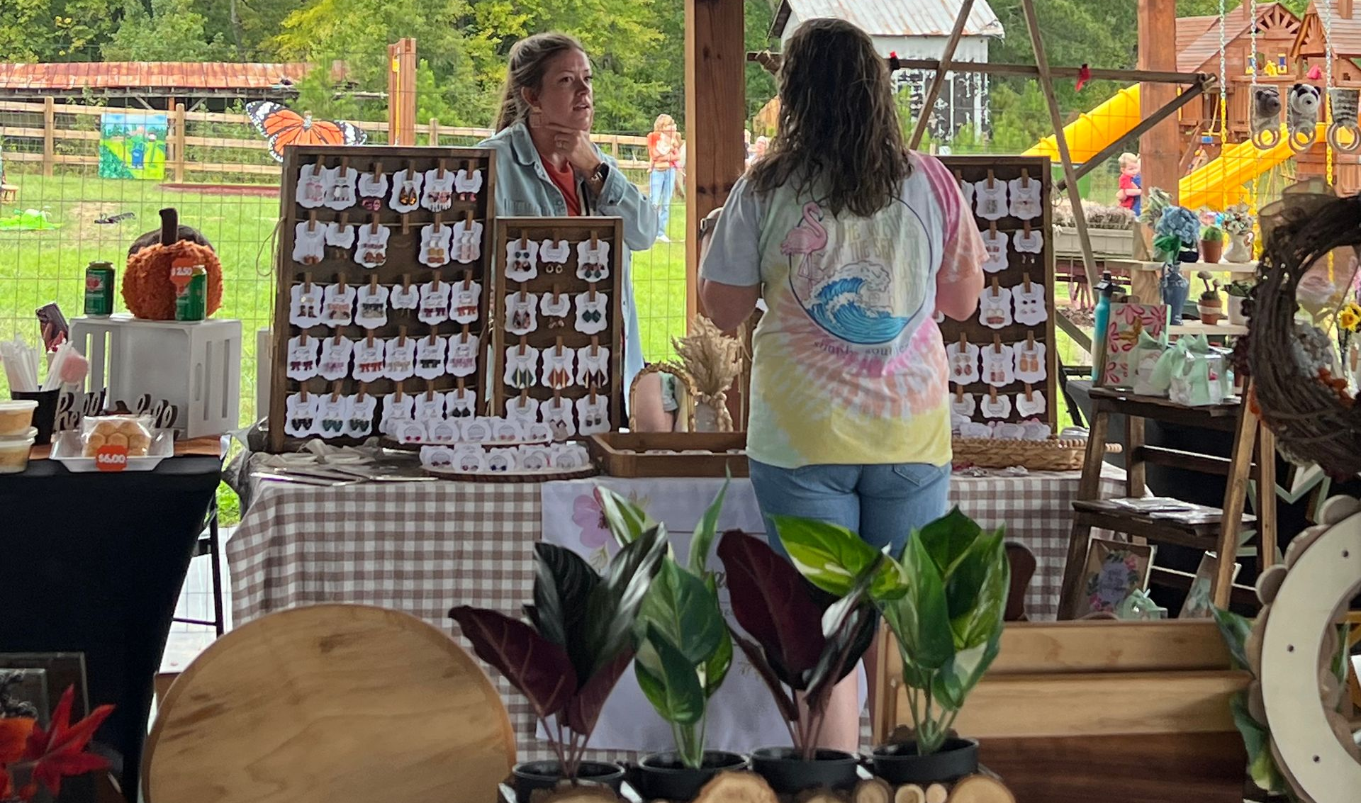 Makers Market at Grasshopper Farms