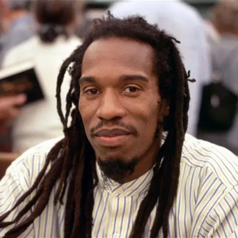 Legendary dub poet and writer Benjamin Zephaniah following has passed at aged 65.