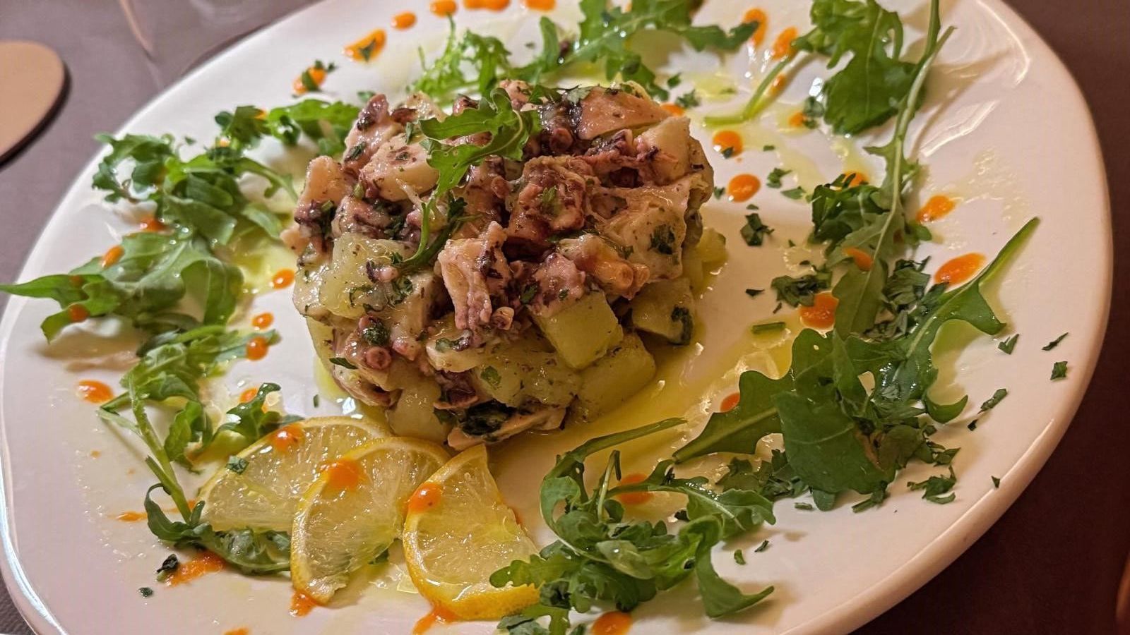 Tartare di polpo e patate nel nostro ristorante a Otricoli: La Terrazza Bistrot