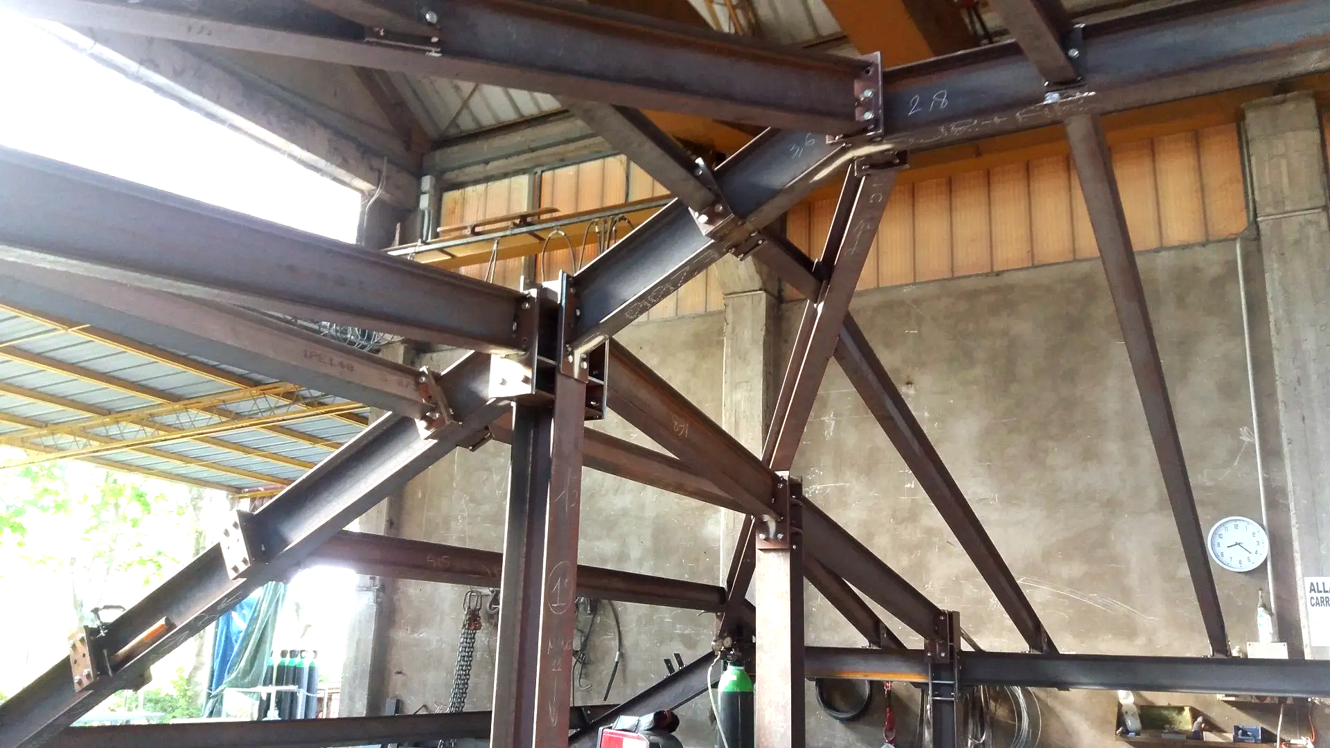 struttura carpenteria metallica HERRERO